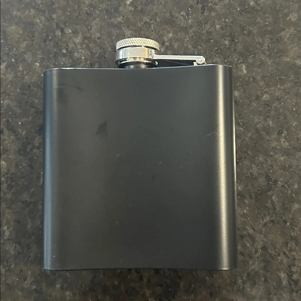 Birdie Juice Black Flask brand new